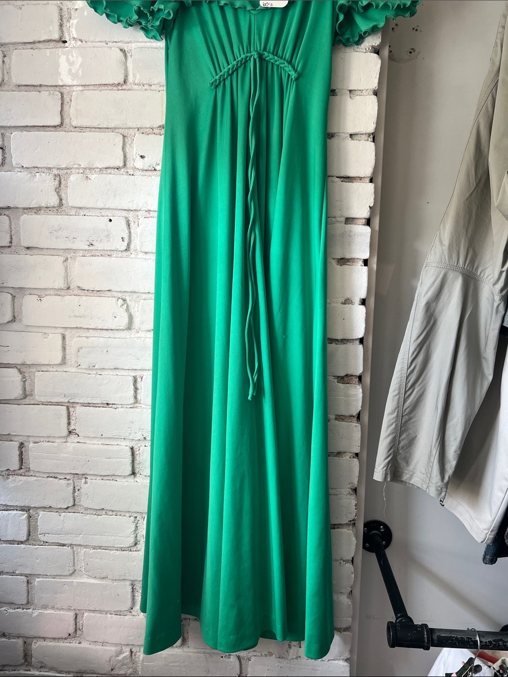 Vintage Emerald Green Ruffle-Sleeve Maxi Dress hand made dress - Picture 3 of 10
